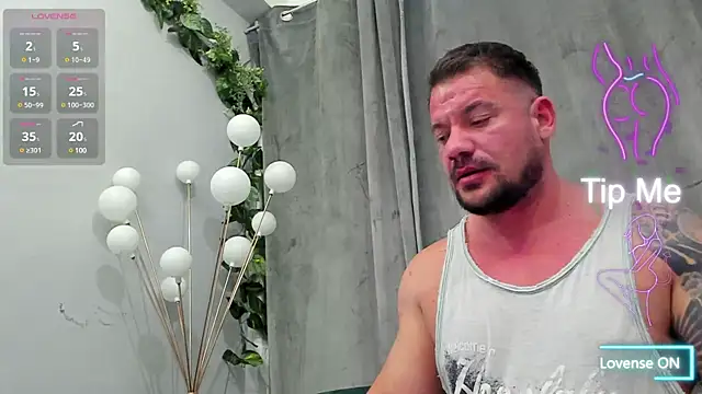 musclemonster31 online show from March 9, 2025, 10:52 pm