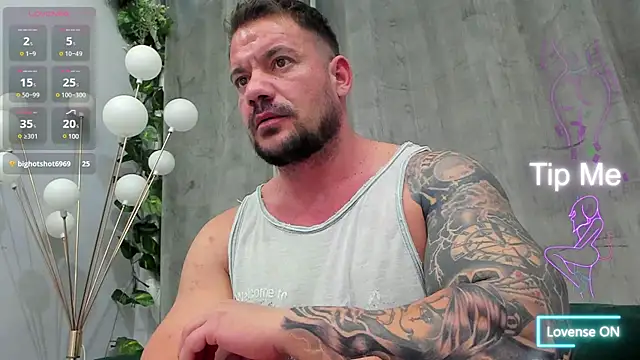 musclemonster31 online show from March 11, 2025, 1:16 am