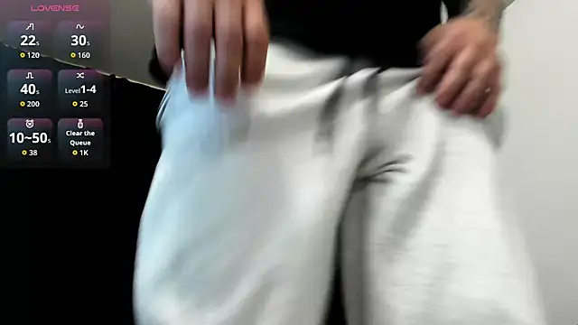 musclemonster31 online show from December 5, 2025, 9:18 am