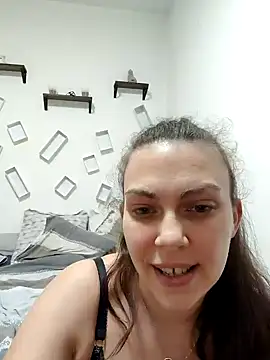 Snapshot of LEAsquirt91 chatting on January 5, 2025, 8:42 pm LEAsquirt91 online show from January 5, 2025, 8:42 pm