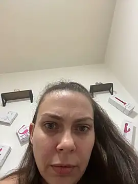 Snapshot of LEAsquirt91 chatting on January 10, 2025, 2:46 am LEAsquirt91 online show from January 10, 2025, 2:46 am