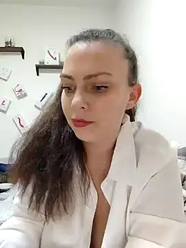 Snapshot of LEAsquirt91 chatting on February 7, 2025, 2:19 am LEAsquirt91 online show from February 7, 2025, 2:19 am