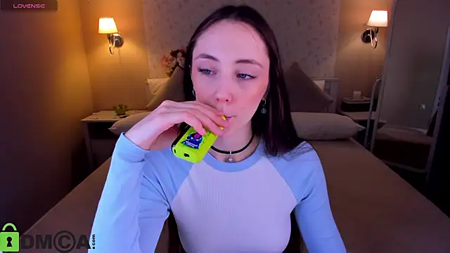 Snapshot of Lexi_Split chatting on March 1, 2026, 4:25 am Lexi Split online show from March 1, 2026, 4:25 am