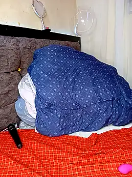 TerryAssqueen254 online show from December 28, 2024, 9:20 am