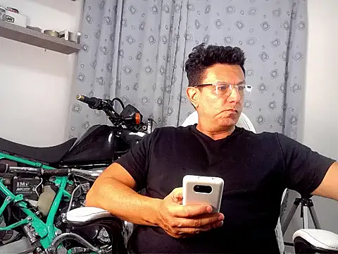 pedropicapi online show from October 4, 2025, 2:31 am