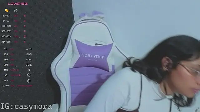 Cuteprincess21 online show from January 14, 2026, 1:55 am