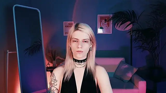 Noah ElmerX online show from November 21, 2025, 5:22 pm