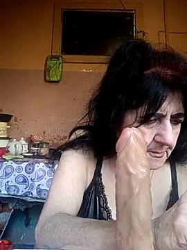 Lovely Lori online show from May 9, 2026, 4:28 am