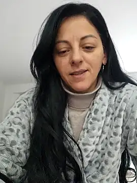 Snapshot of bruneta_sexy23 chatting on February 15, 2026, 8:02 am bruneta sexy23 online show from February 15, 2026, 8:02 am