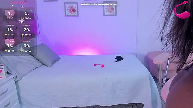 Cristale69 online show from March 30, 2026, 1:34 pm