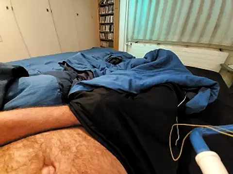 Snapshot of Ettarak chatting on February 13, 2025, 11:04 pm Ettarak online show from February 13, 2025, 11:04 pm