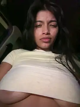 Snapshot of AgathaGeorgiou chatting on February 14, 2025, 3:11 am AgathaGeorgiou online show from February 14, 2025, 3:11 am