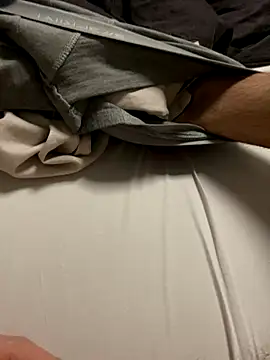 Snapshot of seric_11 chatting on December 4, 2025, 1:04 am seric 11 online show from December 4, 2025, 1:04 am