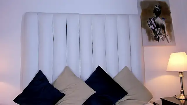 Violet queen20 online show from November 16, 2025, 12:00 pm