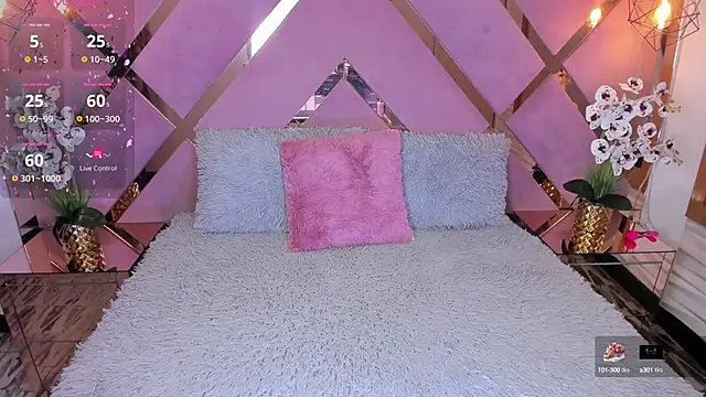 SHANONCLARK online show from January 22, 2025, 5:06 pm