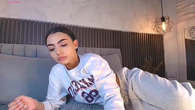 SHANONCLARK online show from February 24, 2026, 7:12 pm