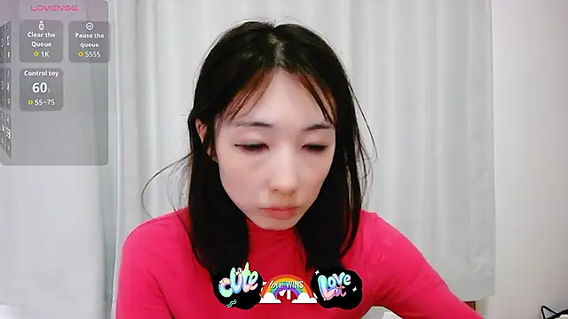 Love me Eri  online show from October 25, 2025, 4:42 am