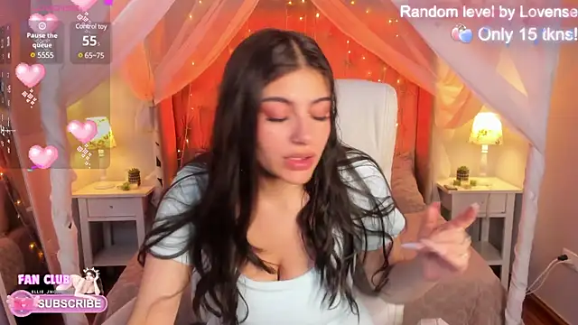 Ellie Jhonson   online show from March 4, 2025, 3:15 pm