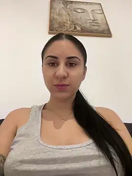 JenniferEdith online show from December 6, 2024, 10:27 am