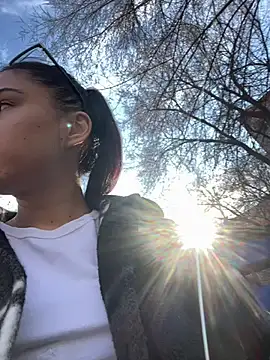 JenniferEdith online show from March 7, 2025, 2:12 pm