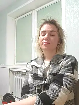 Linda Gregory online show from February 24, 2025, 12:41 am