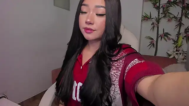 Lulu Sakura  online show from November 21, 2025, 4:44 am