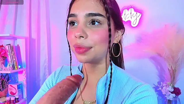 crisbell lopez online show from February 12, 2025, 3:29 am