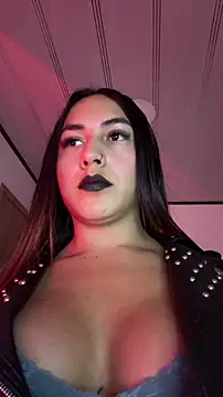 Snapshot of jesica__simpson chatting on April 19, 2026, 11:29 pm jesica simpson online show from April 19, 2026, 11:29 pm