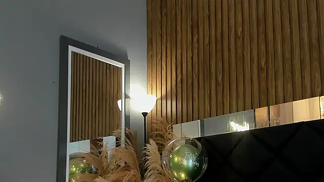 Zoevegass online show from January 17, 2025, 5:30 pm