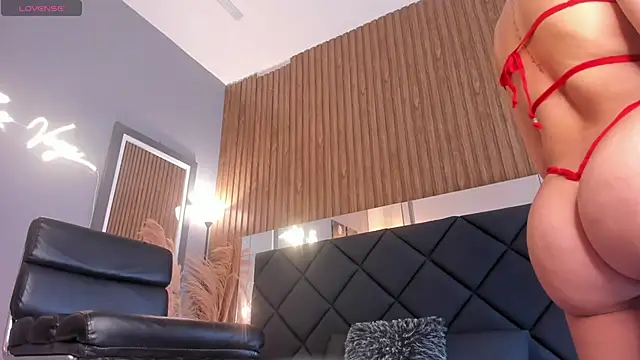 Zoevegass online show from January 27, 2025, 5:26 pm