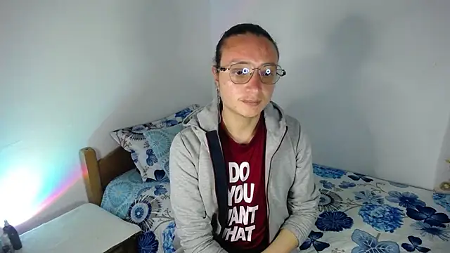 monkeywillwhite online show from March 4, 2026, 3:34 am