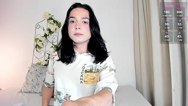 Jiggly   online show from September 29, 2025, 10:25 pm