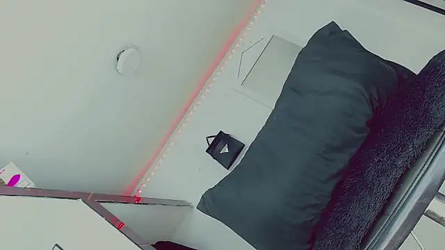 candy kendall online show from February 7, 2025, 11:45 am