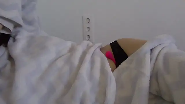 Snapshot of zorritasuperhot chatting on December 28, 2024, 2:21 pm zorritasuperhot online show from December 28, 2024, 2:21 pm