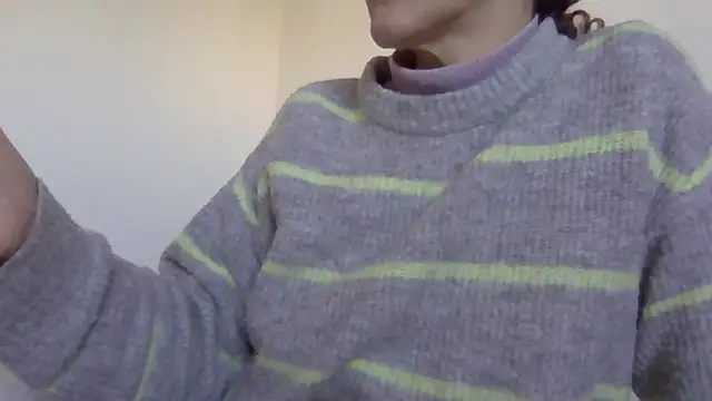 Snapshot of zorritasuperhot chatting on December 30, 2024, 1:03 pm zorritasuperhot online show from December 30, 2024, 1:03 pm