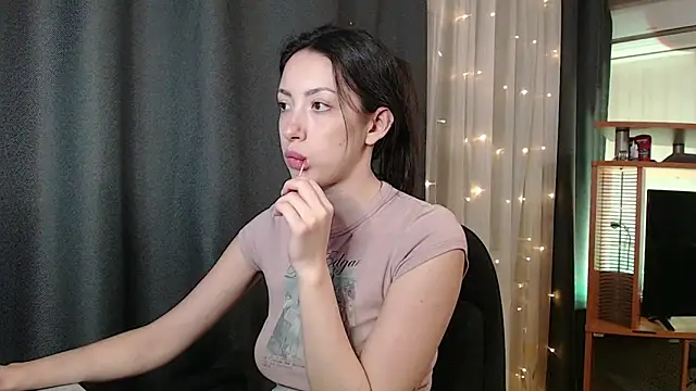 coca cola1 online show from January 4, 2025, 3:39 pm