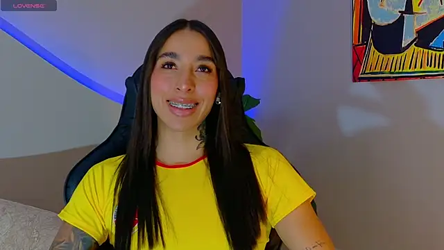 Snapshot of KAYLA_BATISTA chatting on June 25, 2026, 11:09 pm KAYLA BATISTA online show from June 25, 2026, 11:09 pm