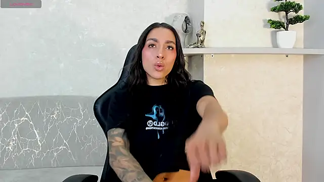 Snapshot of KAYLA_BATISTA chatting on July 12, 2026, 1:35 pm KAYLA BATISTA online show from July 12, 2026, 1:35 pm