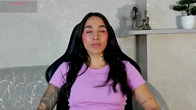 Snapshot of KAYLA_BATISTA chatting on July 15, 2026, 8:14 pm KAYLA BATISTA online show from July 15, 2026, 8:14 pm
