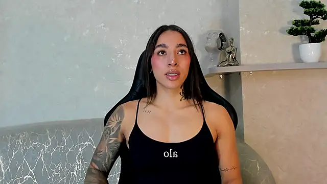 Snapshot of KAYLA_BATISTA chatting on July 19, 2026, 3:05 pm KAYLA BATISTA online show from July 19, 2026, 3:05 pm