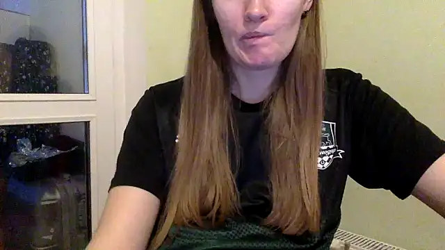 vanessa4you online show from January 21, 2025, 4:10 am