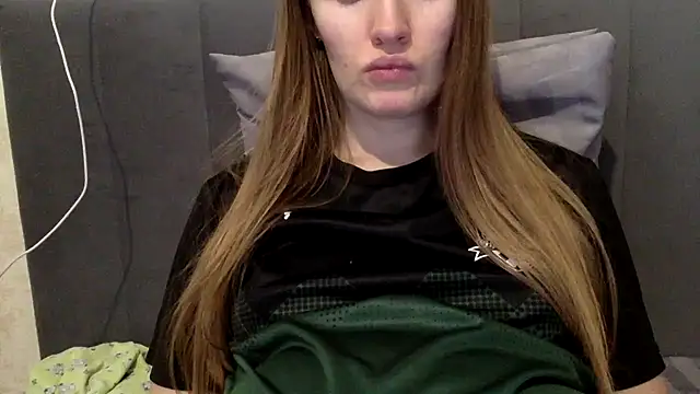 vanessa4you online show from January 21, 2025, 9:13 am