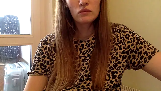 vanessa4you online show from February 8, 2025, 9:03 am