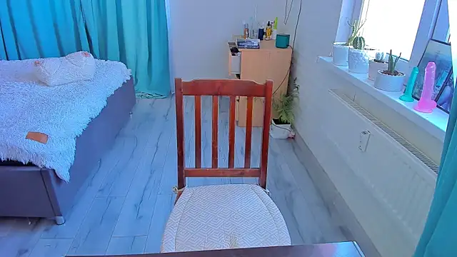 Mia Brackenridge26 online show from April 11, 2026, 10:19 am