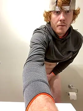 hottestcouplevaa online show from December 1, 2024, 4:29 pm