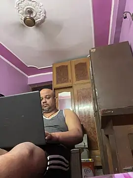 Dick 6inches online show from April 4, 2026, 2:10 am