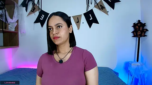 VICTORIABLACK xh online show from October 12, 2025, 11:09 am