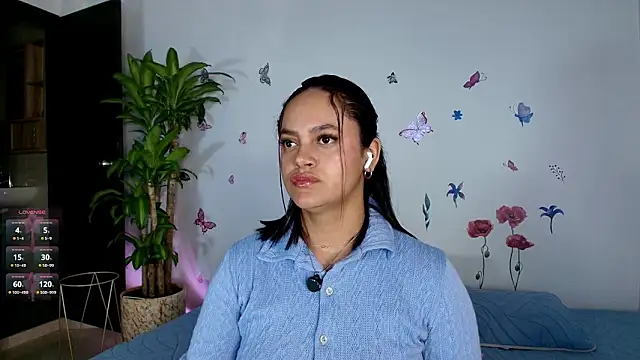 Snapshot of VICTORIABLACK_@xh chatting on February 14, 2026, 9:06 am VICTORIABLACK xh online show from February 14, 2026, 9:06 am