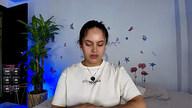 Snapshot of VICTORIABLACK_@xh chatting on March 1, 2026, 9:00 am VICTORIABLACK xh online show from March 1, 2026, 9:00 am