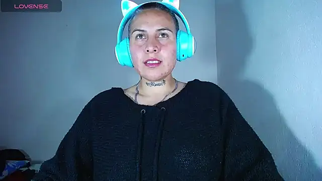 Yessi rousse online show from December 14, 2024, 7:18 am